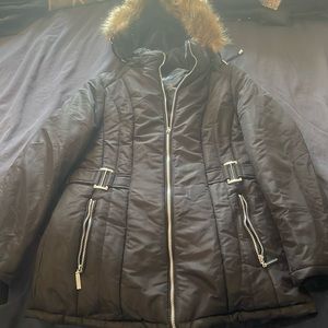 Women’s Winter Coat-Black